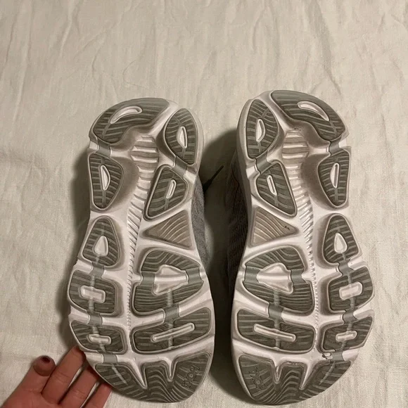 Hoka Gaviota 5 Running Shoes - Picture 2 of 5